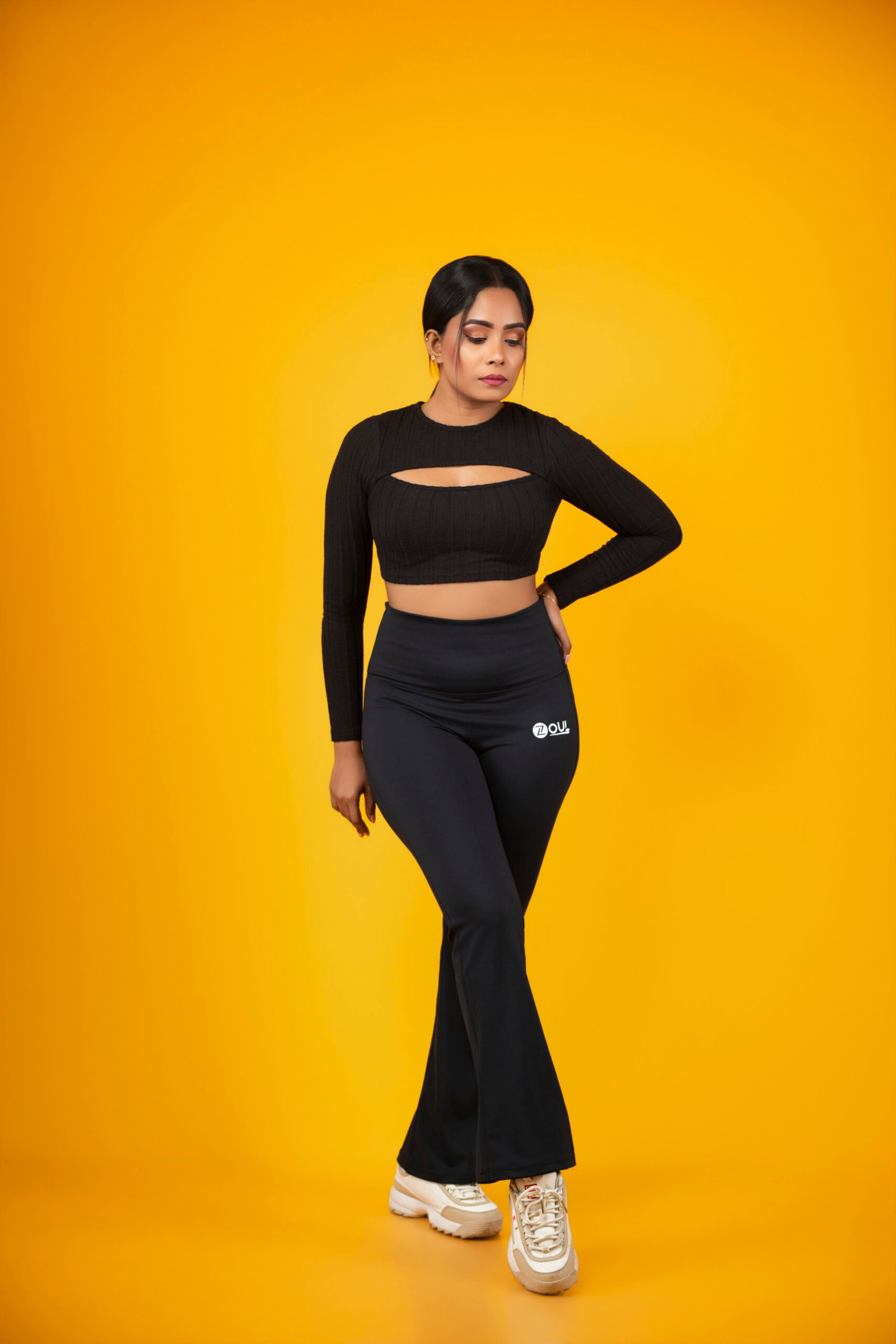 zoul flared leggin